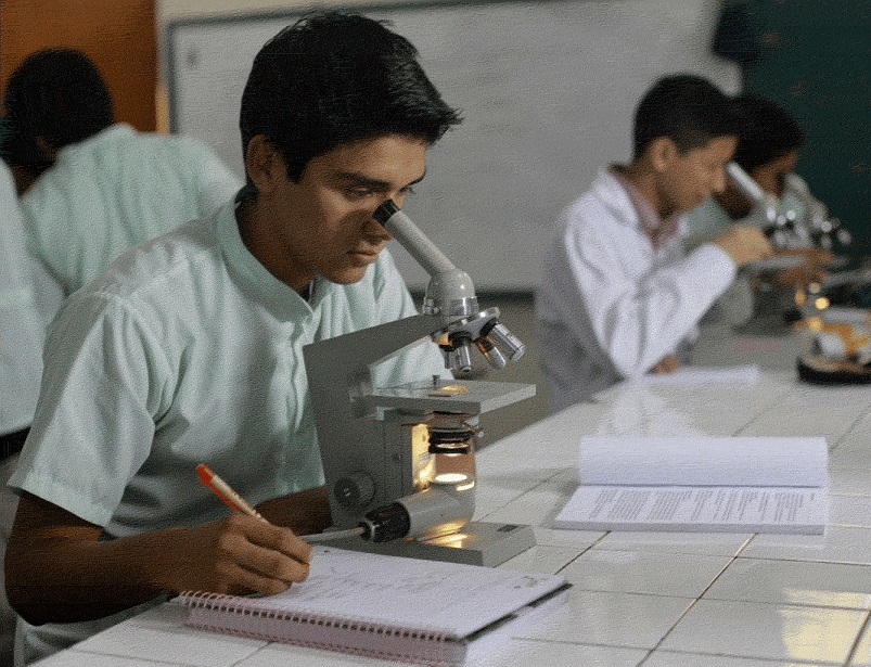 Laboratorio Biologia Aizama