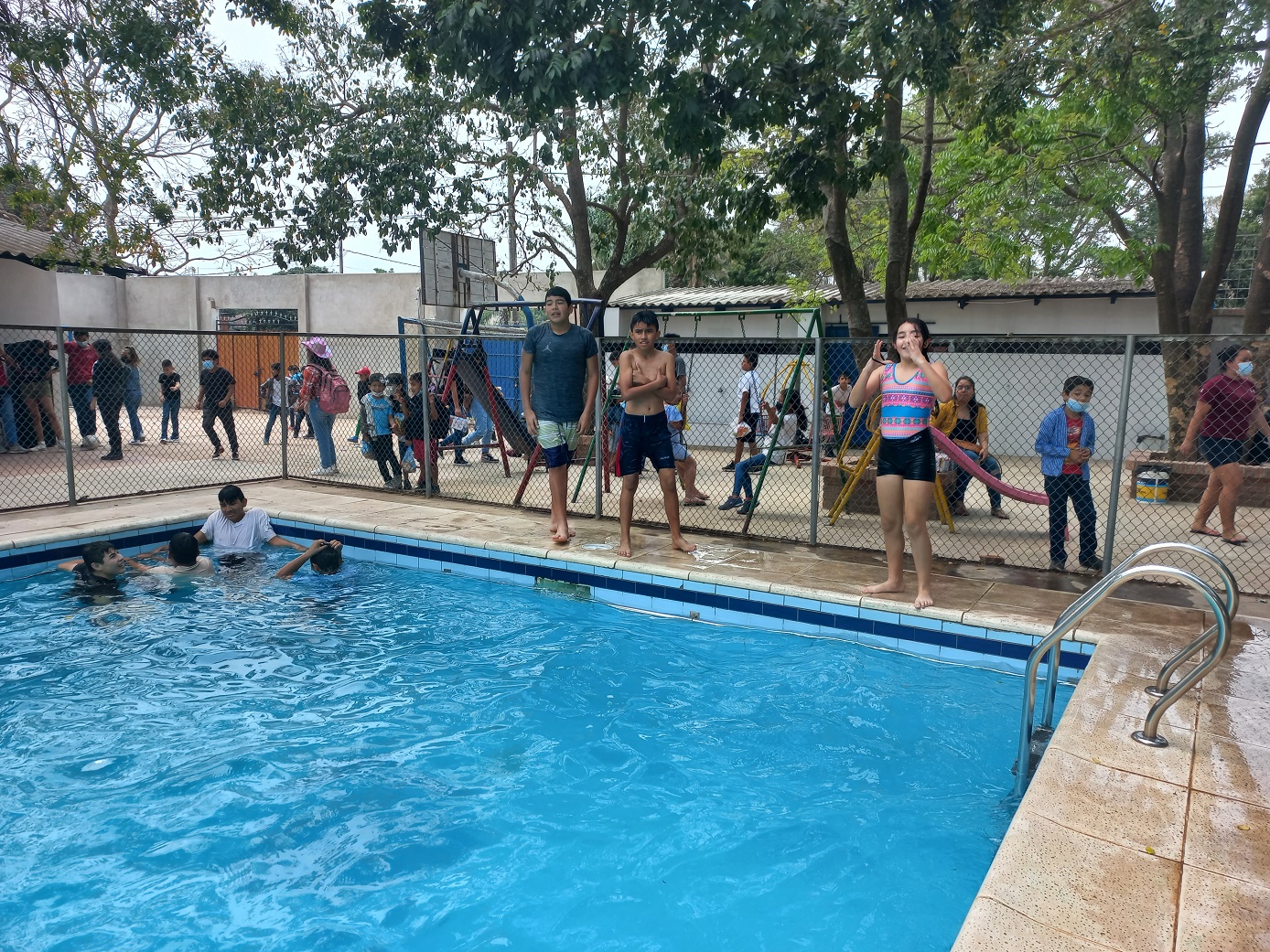 Natacion Piscina Aizama
