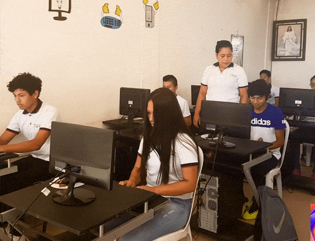 Computacion Laboratorio Aizama